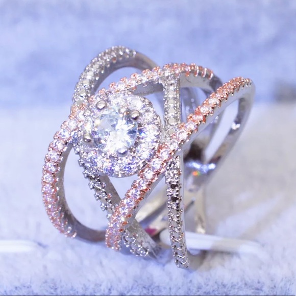 ☀️ Elegant Criss Cross Luxury 925 Silver Ring ☀️ - Picture 3 of 9